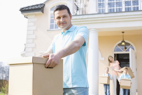 Local man with van service in Wandsworth for home and business moves