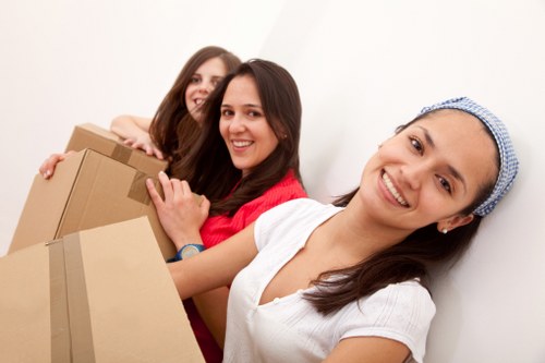 Man and van help for flat removals and deliveries in Wandsworth